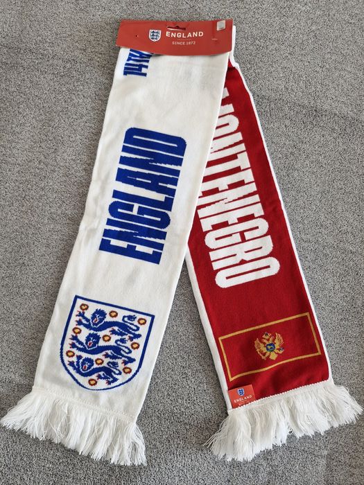 Szalik piłkarski kolekcjonerski Anglia Czarnogóra Friendship Scarf