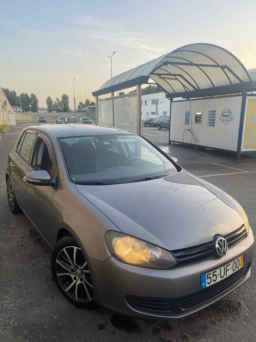 Volkswagen Golf 1.6 TDi Trendline BlueMotion — photo 4