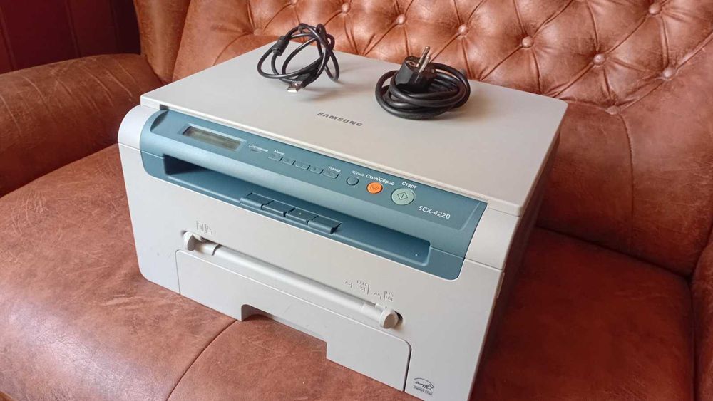 Продаю  принтер/сканер  /копір