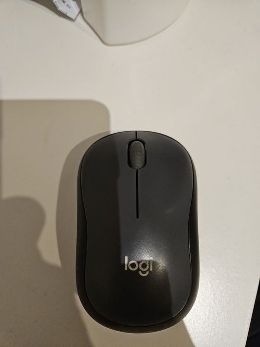 Rato Logitech M220