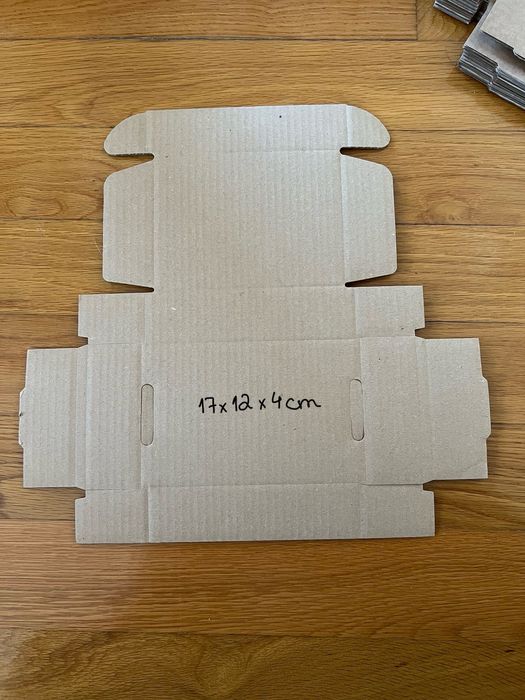 Caixas envio encomendas