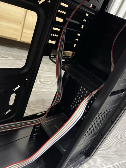 Корпус ПК GameMax хорошее состояние