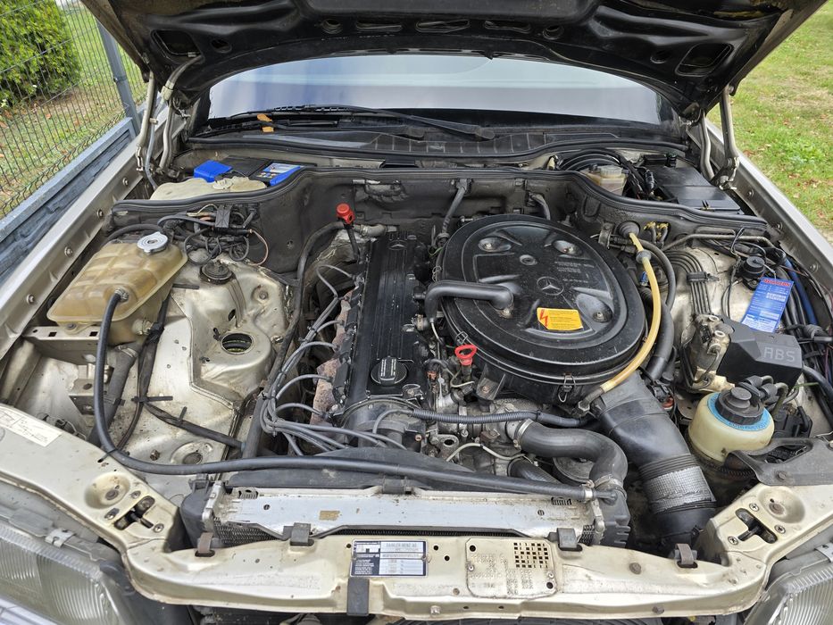 Mercedes W 126 300 SE