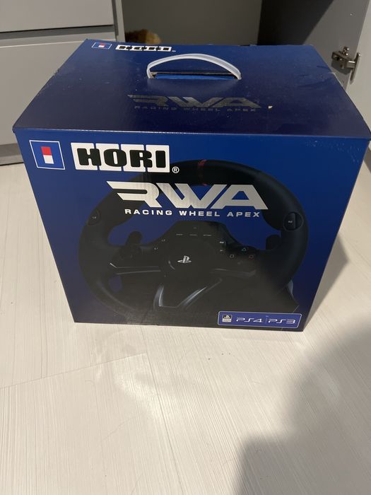 Mega zestaw PS4 + VR + AIM + HDD 2TB + kierownica