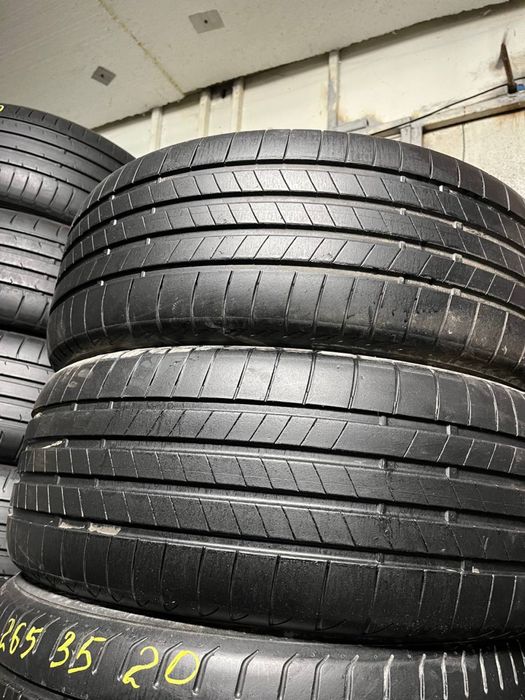 Пара літньою гуми 235/50/20 Bridgestone , 2024 року