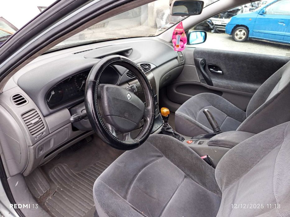 Para peças Renault Laguna Grandtour 1.9 dCi 120 ano 2001
