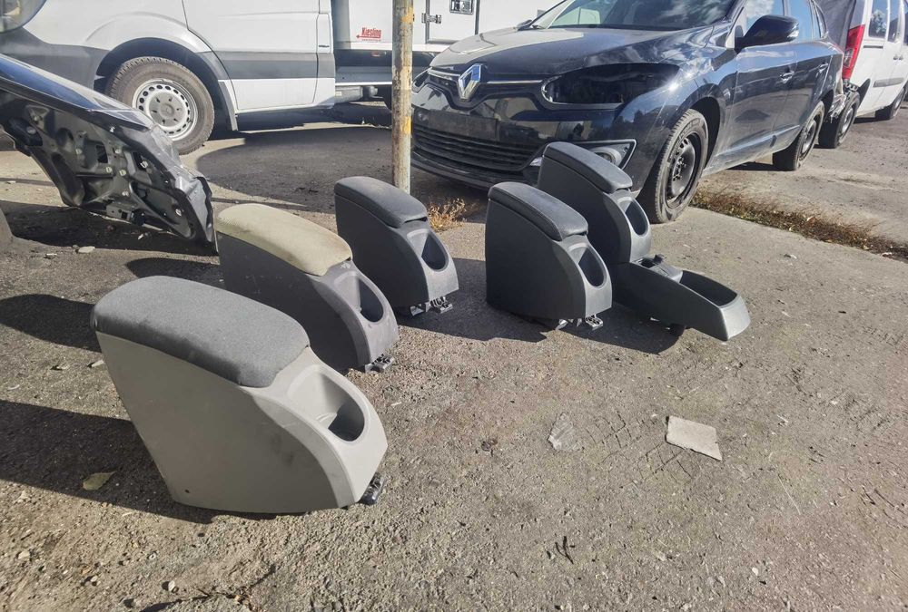 Підлокітник. Подлокотник. Канго. Цітан. Citan. Розб