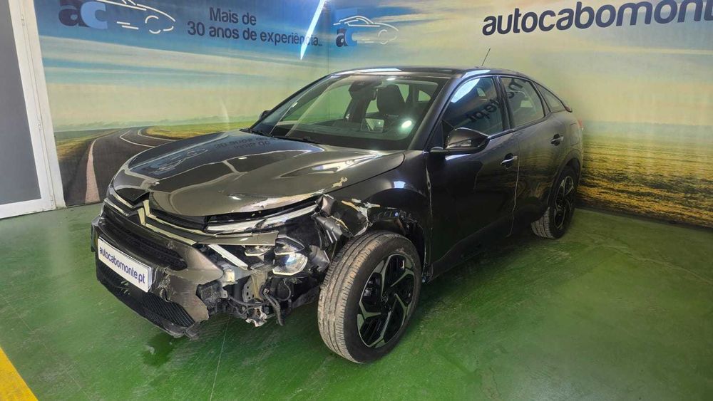 Citroen C4  1.2 Puretech  -  Salvado