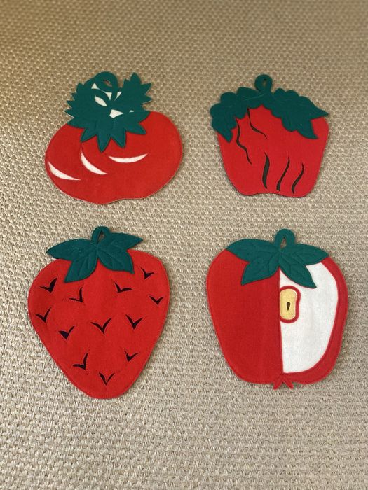 Peças com bordado de Nisa e em crochet com estrela