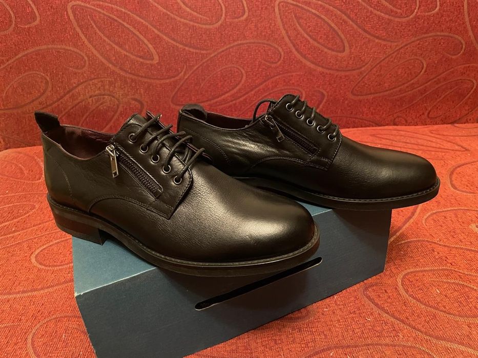 Мужские кожаные туфли, новые, 41 размер