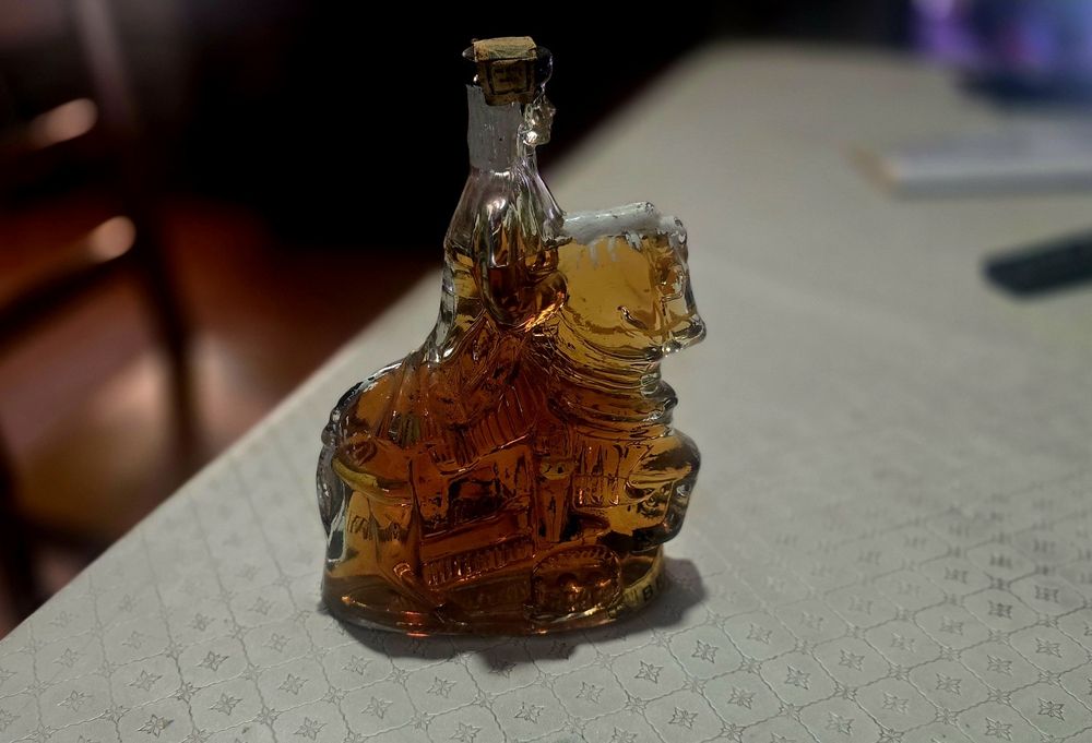Miniatura de Brandy Destilerías Nogueras Comas (cavaleiro a cavalo)