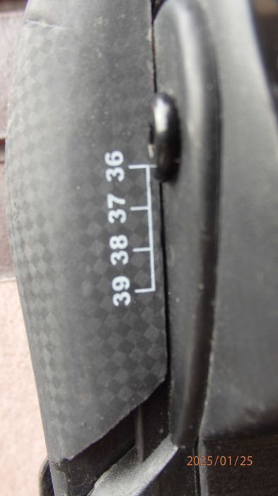 Buty sportowe męskie z łyżwami marki HySkate rozmiar 36-39.