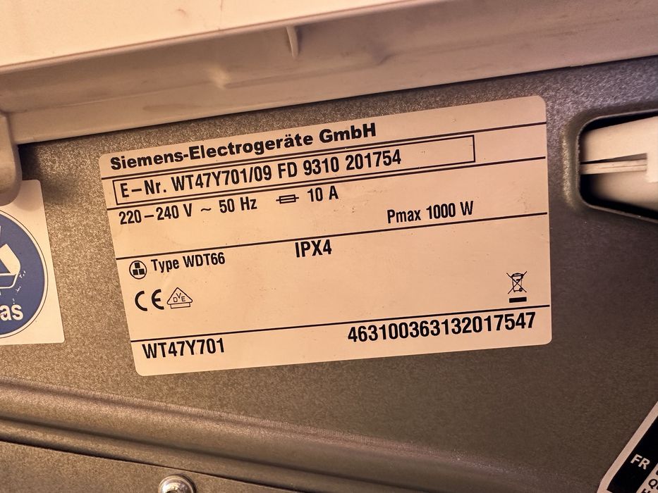 Сушильная машина Siemens iq800 WT47Y701/09