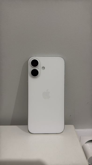 Iphone 16 128GB