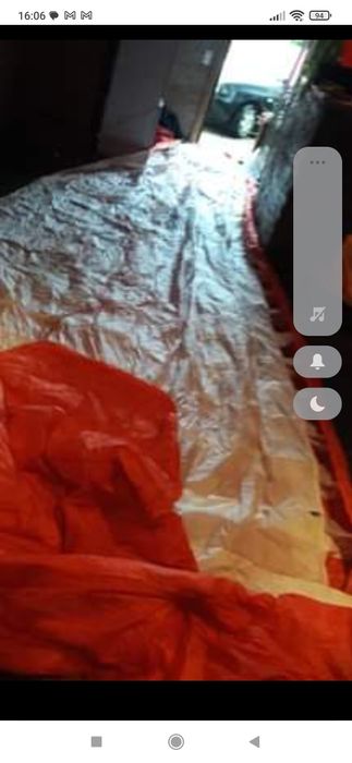 Asa de parapente e paramotor