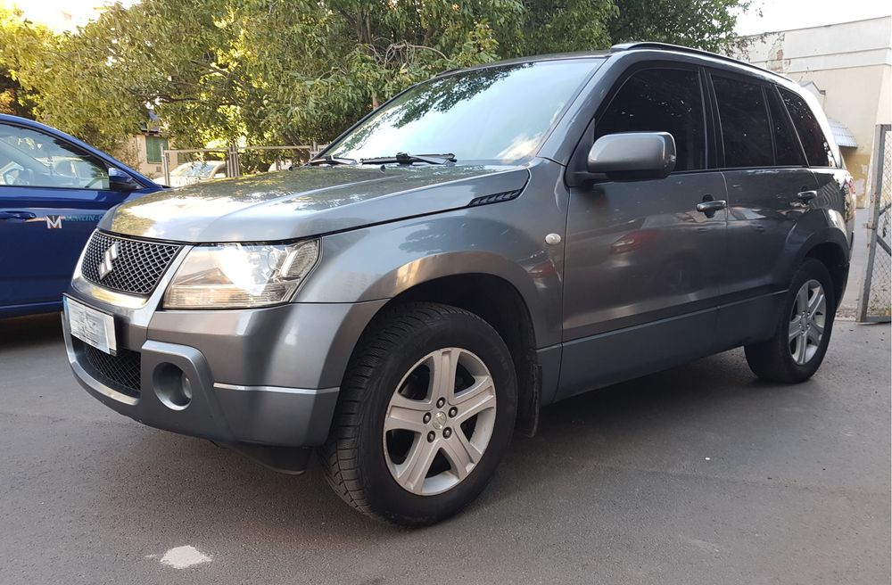 Suzuki Grand Vitara 2008 г. Газ-бензин.  В отличном состоянии.