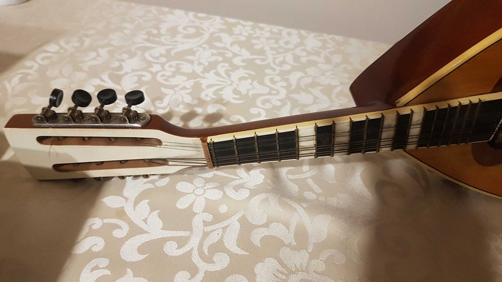 Stara mandolina lata 50.