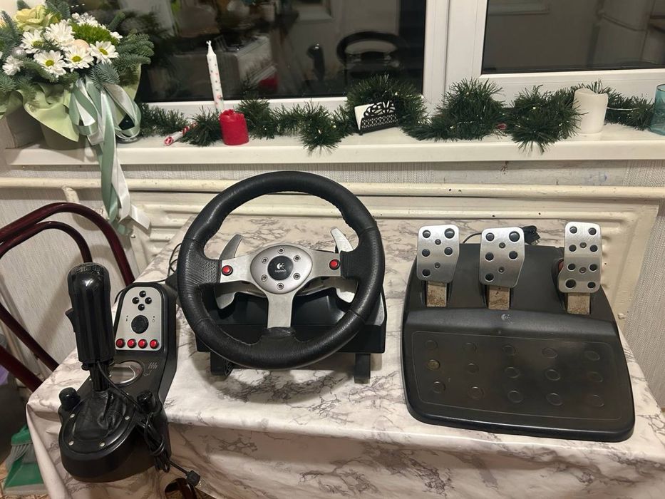 Logitech G25 Racing Wheel + аксесуари для ETS2