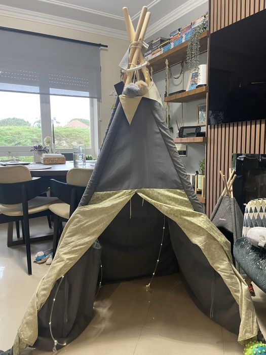 Tenda em tecido desmontavel