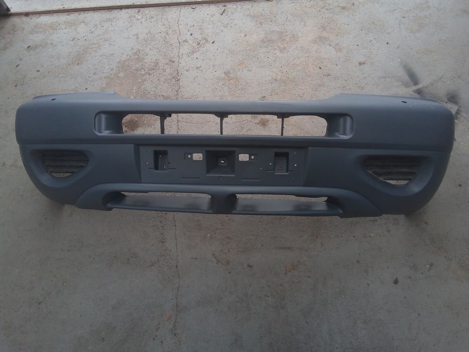 Parachoques Nissan Terrano 2