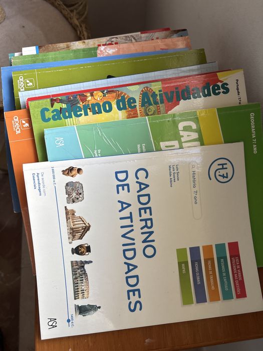 Livros de fichas e atividades de 7o ano