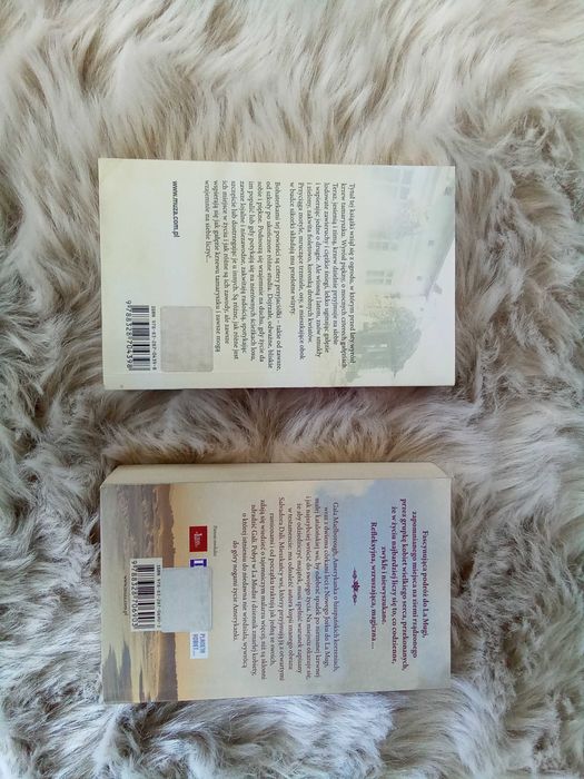Ziemia kobiet, Kwitnący krzew tamaryszku