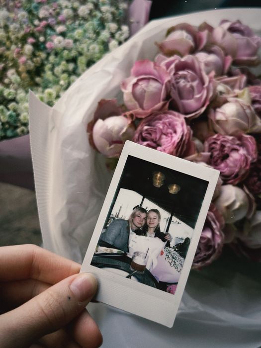 Instax 12 фотоаппарат мгновенной печати