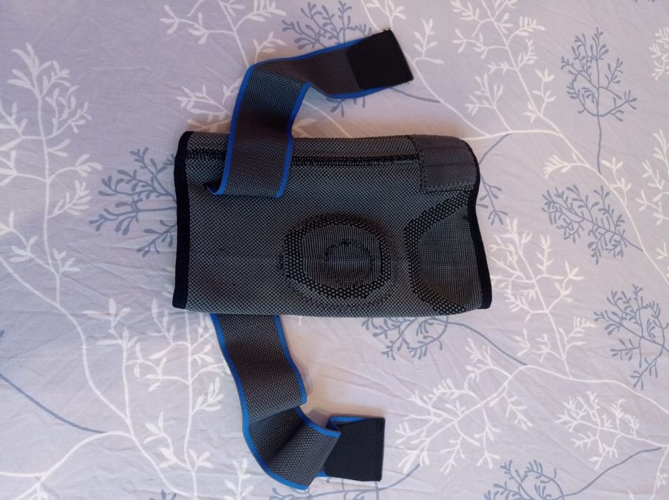 Наколінник L/XL новий виробник Іспанія.
