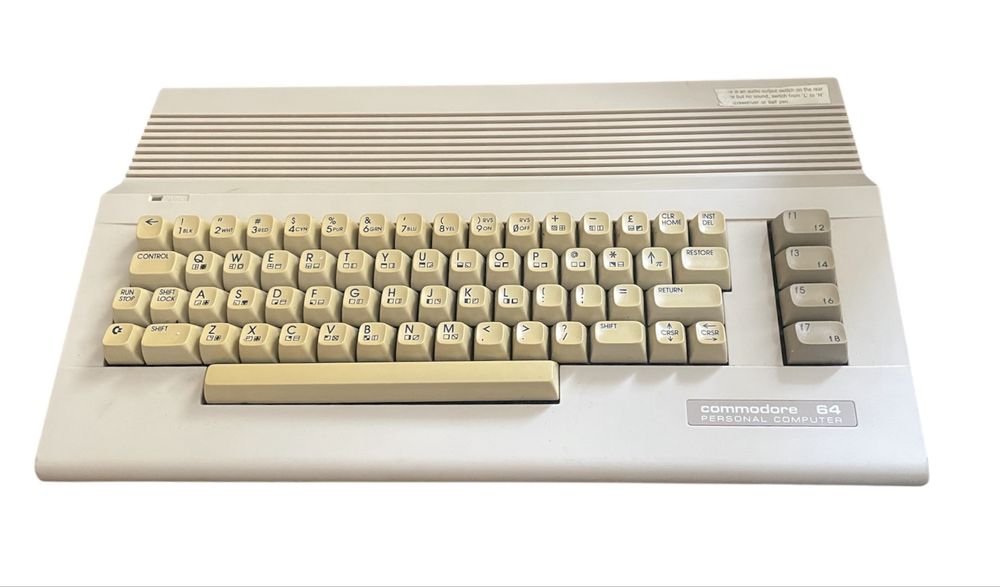 Komputer Vintage Commodore C64 C