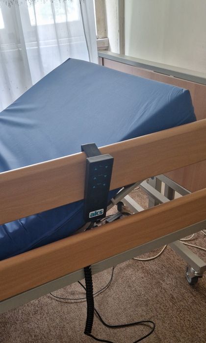 Cama articulada elétrica