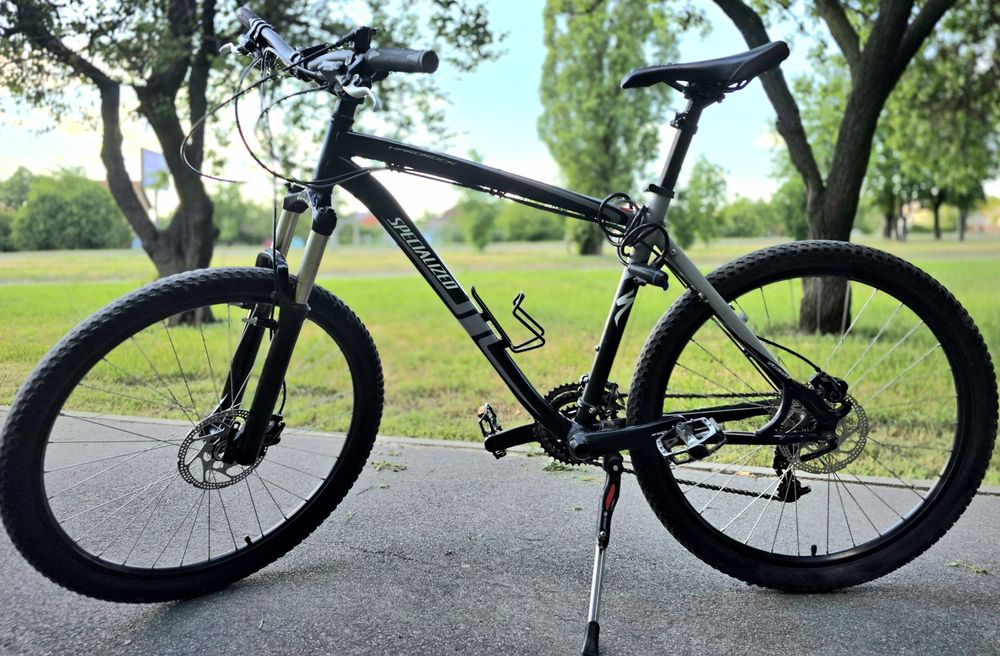 Горный велосипед  Specialized Hardrock
