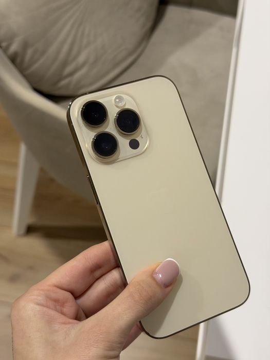 Продам iPhone 14про
