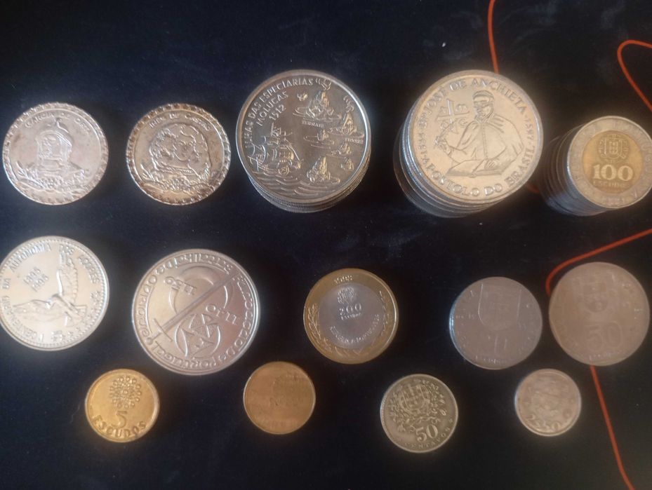 Lote moedas, e nota, Portuguesas e Estrangeiras