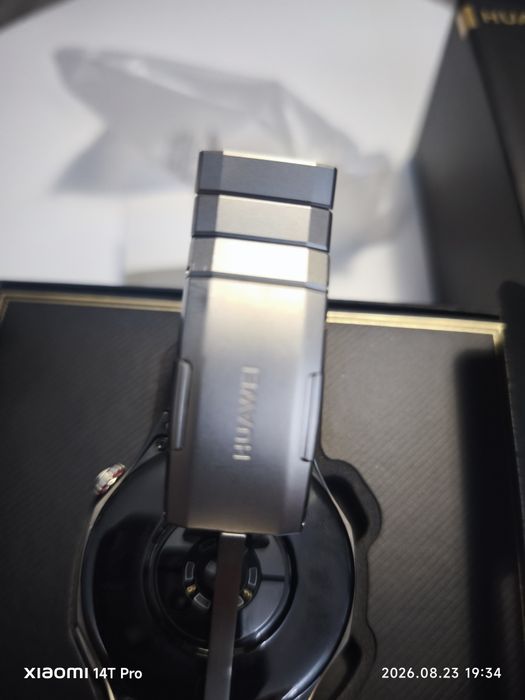 Huawei GT5 Pro Titanium