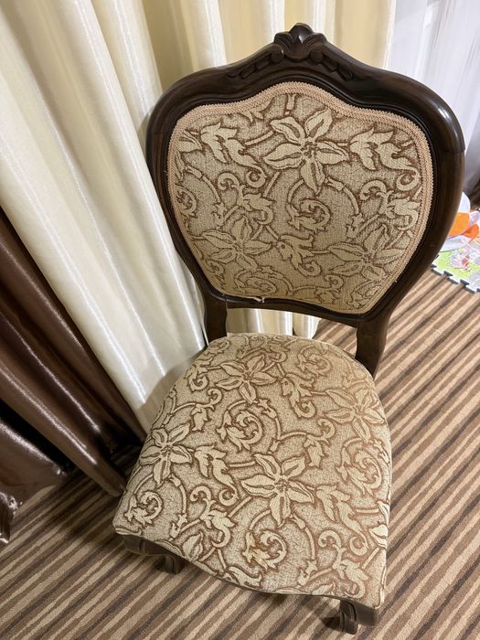 Стільці деревяні мякі 4шт