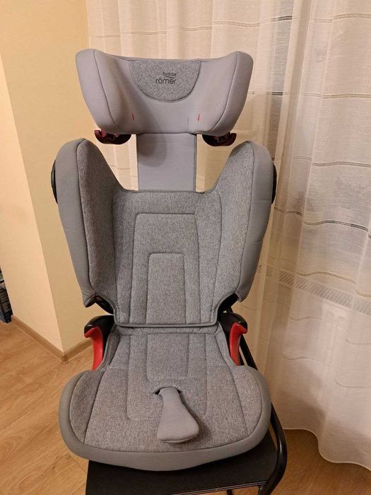 Дитяче автокрісло BRITAX-ROMER KIDFIX2