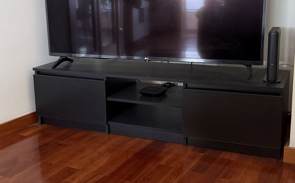 Móvel de TV Preto