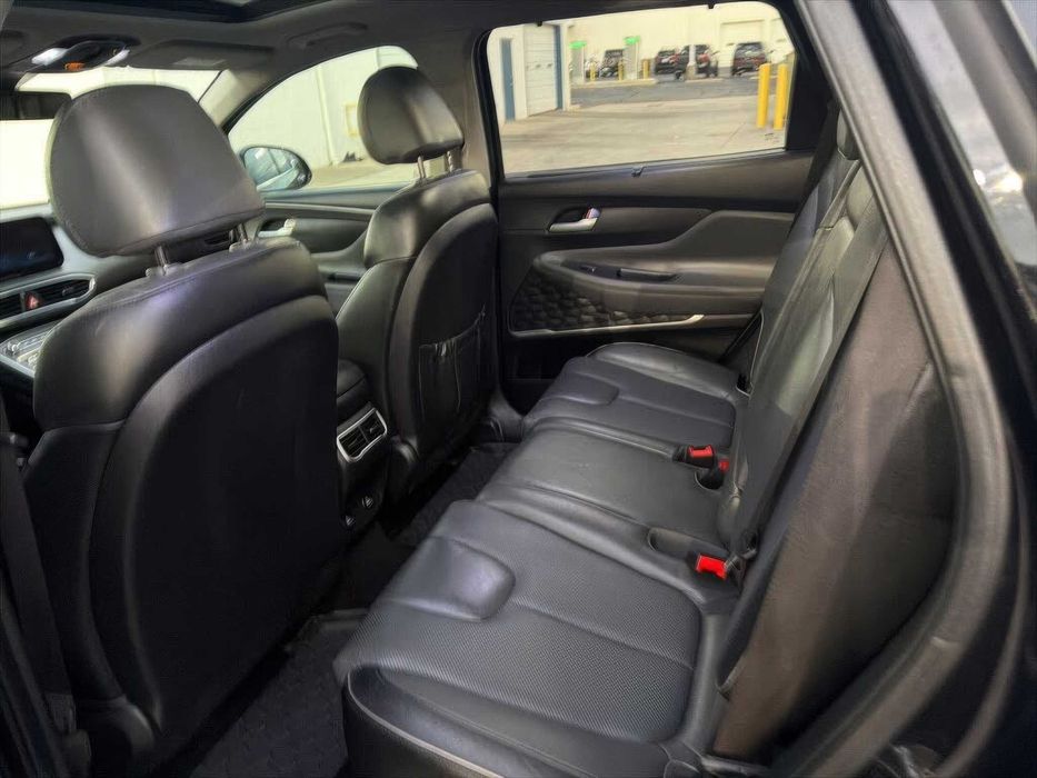 Hyundai Santa Fe Limited      2021