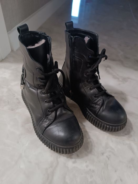 Шкіряні чоботи зимові