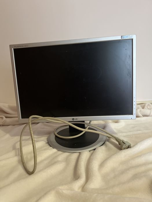 Monitor LG flatron L1 94 WT-SF