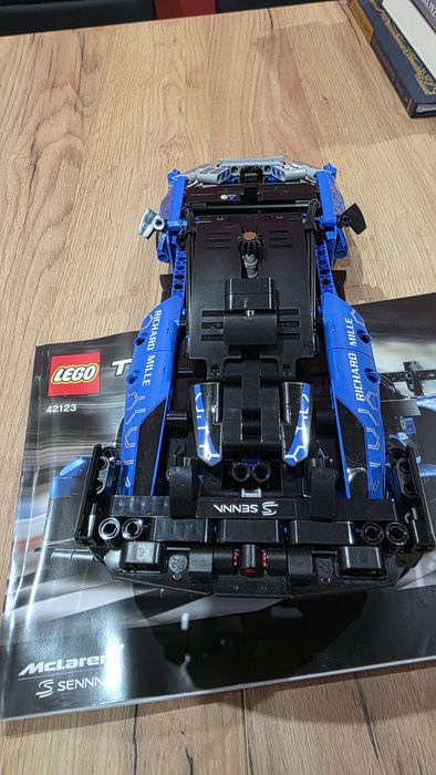 Lego Technic 42123