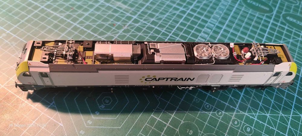 H0 Lokomotywa elektryczna EuroDual Sudexpress S159101 Nowa