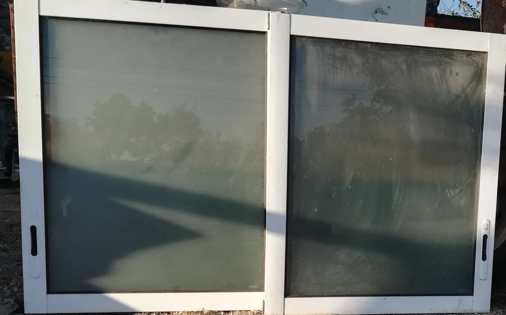 Double-Glazed Windows (READ DESCRIPTION)64564184445569121