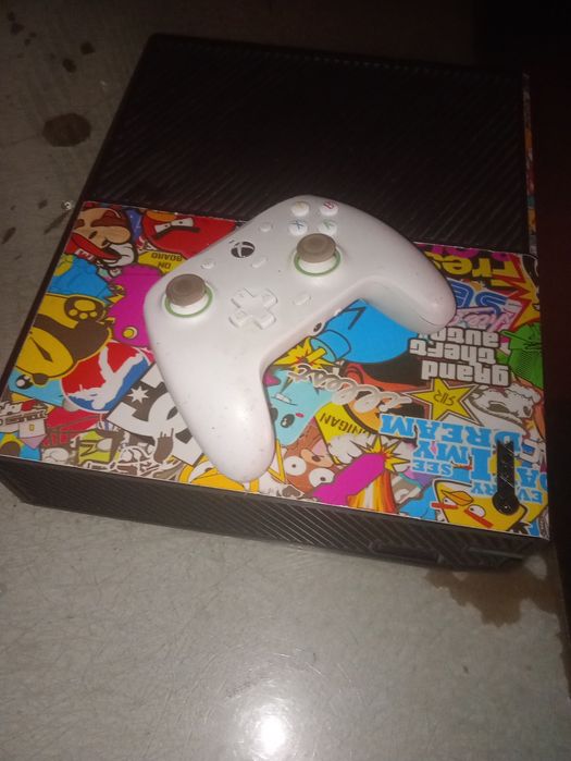 Xbox One modelo 1540.