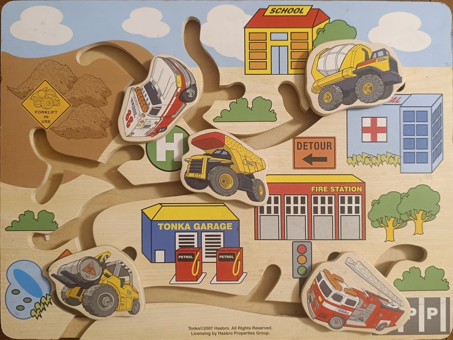 Drewniane puzzle Hasbro auta