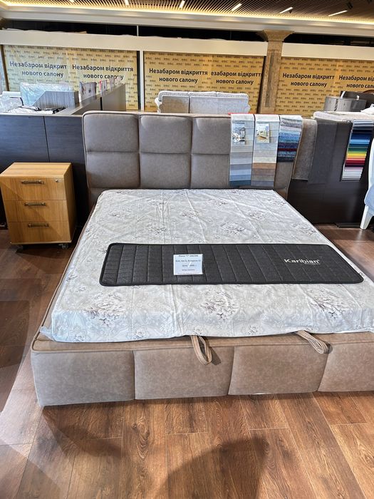 Ліжко  якісне міцне на 160 кремове крашене МДФ  з нішею і механізмом