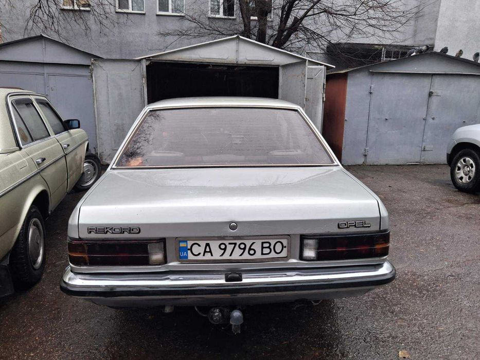 Продам Opel Rekord