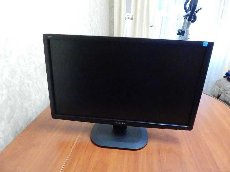 Монитор Philips 221 V2