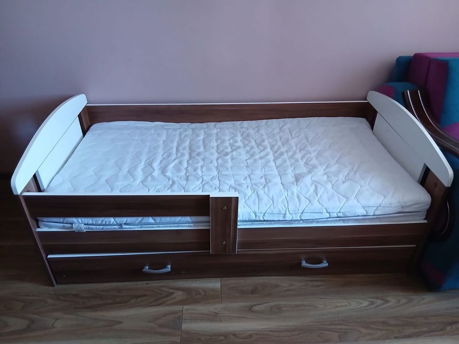 Regał biurko łóżko