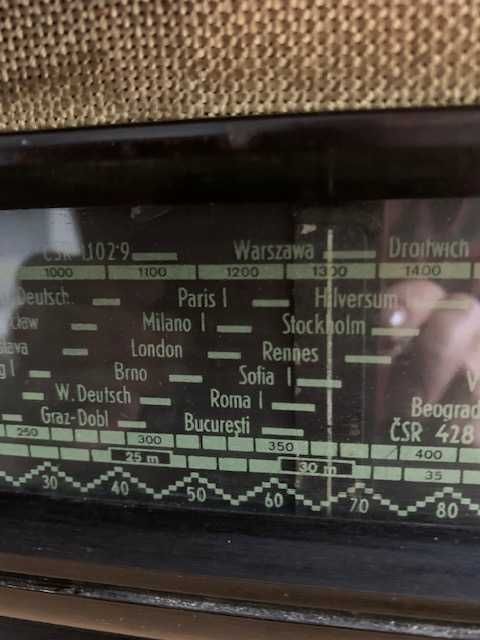 Stare radio bakelitowe Tesla Rytmus